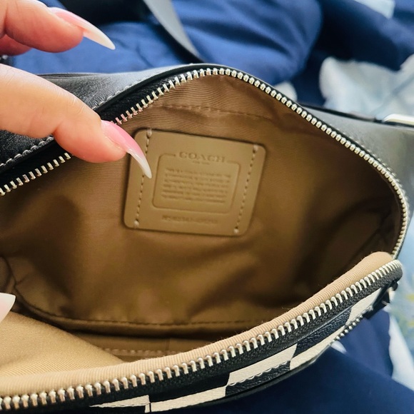 COPY - Checkerboard coach slim design Fanny pack - Picture 5 of 8